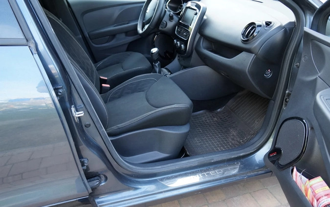 Renault Clio cena 36500 przebieg: 125000, rok produkcji 2019 z Kudowa-Zdrój małe 79